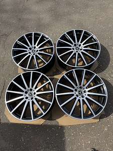 22" Mercedes-Benz GLS/GLE originaalveljed 5x112 (ühelaiused) (3 foto / 9)