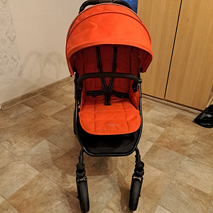 Коляска (3 фото из 3)