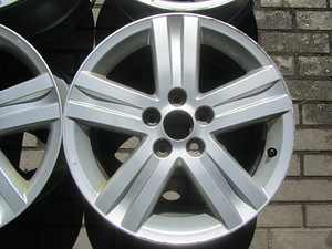 Toyota R17 5x114.3 originaal veljed (2 foto / 8)