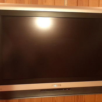 Teler Philips 32'' 1366 x 768 pixels