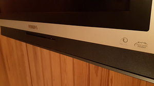 Телевизор Philips 32'' 1366 x 768 пикселей (4 фото из 7)