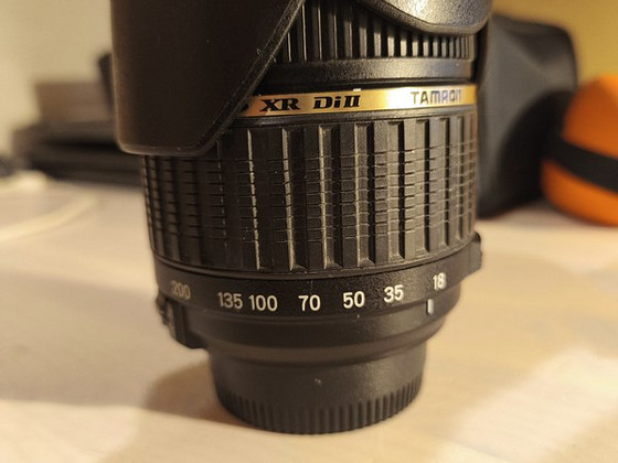 Tamron AF 18-200mm F/3.5-6.3 XR Di II LD