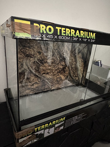 Müüa uus ExoTerra terraarium 90x45x60 (3 foto / 4)