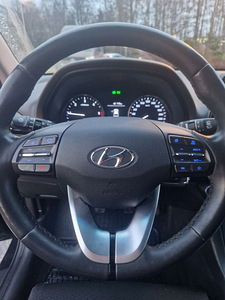 Hyundai i30 (11 фото из 15)