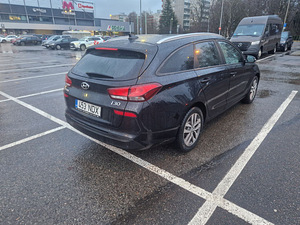 Hyundai i30 (6 фото из 15)