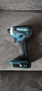 Продается новый Makita Impact Dtd172z 18V без аккумулятора и (1 фото из 3)