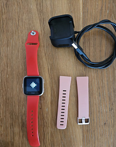 Versa fitbit (1 foto / 1)