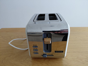 Röster Revetta RVT100WH (1 foto / 4)