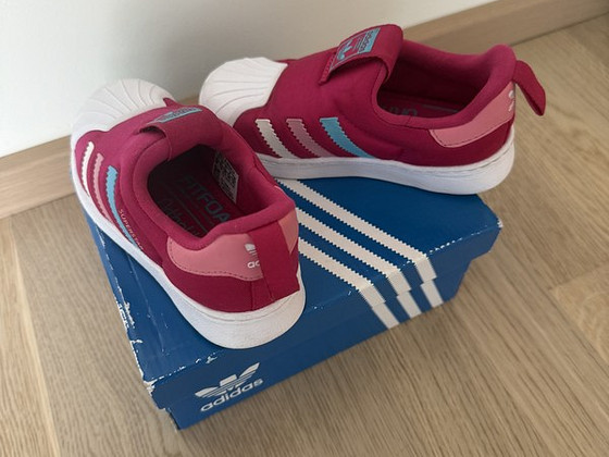 Кроссовки Adidas, размер 25