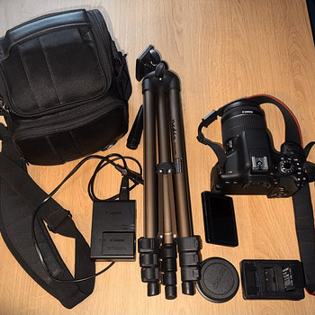 Canon EOS 750D - Komplekt!