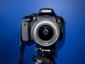 Canon EOS 750D - Komplekt! (3 фото из 8)