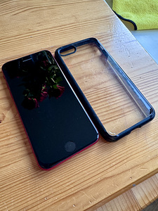 iPhone SE (2022) (5 foto / 6)