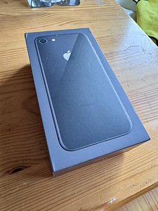 iPhone SE (2022) (6 foto / 6)