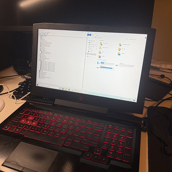 HP OMEN 15 i7-7700HQ 16GB 256GBSSD 1TBHDD с дефектами/на запчасти