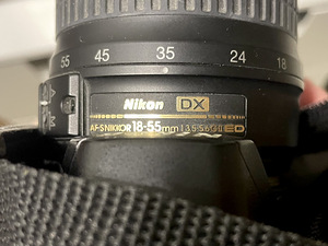 Nikon D3000 - Peegelkaamera (6 foto / 6)