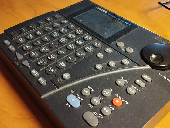 Müün BOSS DR-RhythmSection DR-5