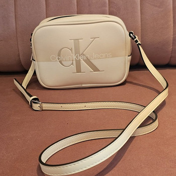 Calvin Klein Jeans kaamerakott