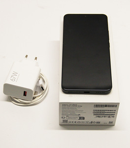 Xiaomi 13T 256GB (2 фото из 3)