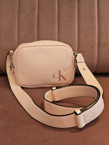 Сумка Calvin Klein Jeans (1 фото из 5)