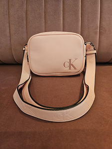 Сумка Calvin Klein Jeans (5 фото из 5)