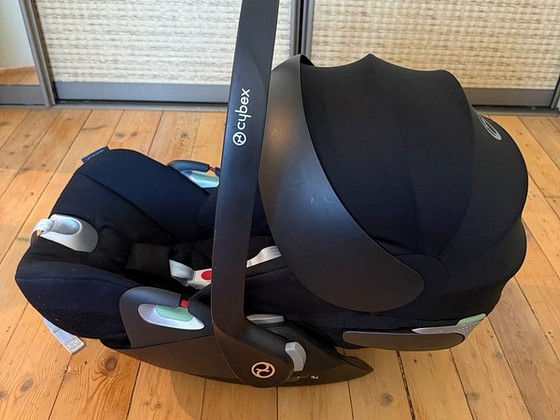 Cybex Cloud T i-Size
