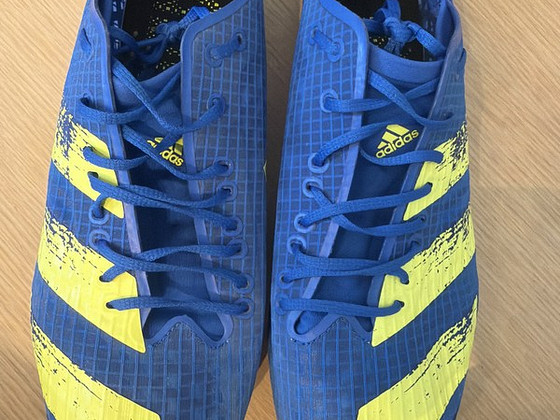 Adidas naelikud