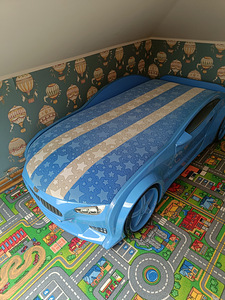 Детская кровать (3 фото из 4)