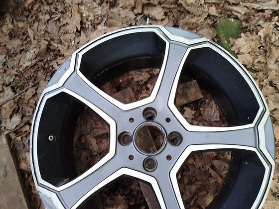 4x100 R17 Valuveljed rehvidega