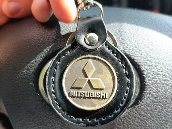 Mitsubishi võtmehoidja