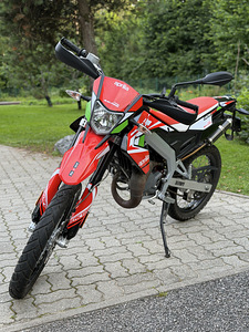 Uueväärne mopeed Aprilia RX 50 Factory 2020 - GARANTII (6 foto / 7)