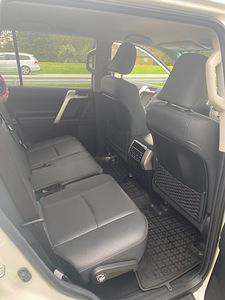 Toyota Land Cruiser Prado (11 фото из 14)