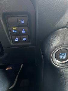 Toyota Land Cruiser Prado (14 фото из 14)