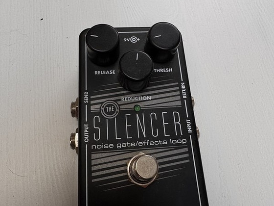 Electro harmonix silencer