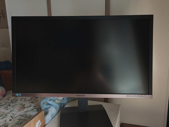 28" 4K monitor Samsung