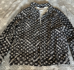 Джинсовая куртка Louis Vuitton X Supreme (4 фото из 5)