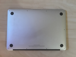 Apple MacBook Air 13” (Mid 2012) (7 foto / 7)