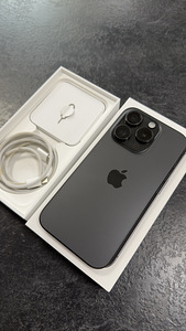 iPhone 15Pro, black titanium, 128GB (2 foto / 2)