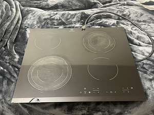 Elektriline pliit Electrolux (2 foto / 4)