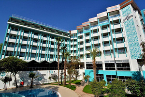 ANANAS HOTEL (1 foto / 10)