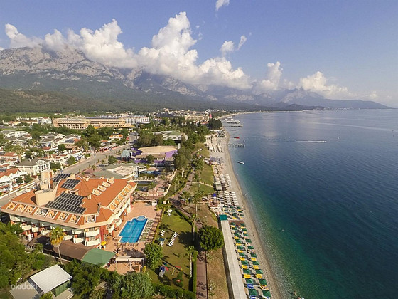 VALERI BEACH HOTEL (+12 ADULT)