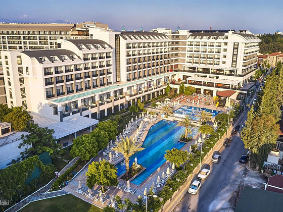 SEADEN VALENTINE RESORT & SPA