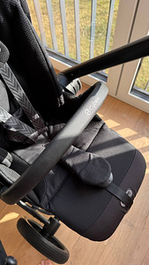 Cybex Balios S Lux (2023) jalutuskäru komplekt Moon Black (7 foto / 10)