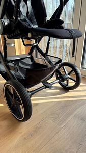 Cybex Balios S Lux (2023) jalutuskäru komplekt Moon Black (8 foto / 10)