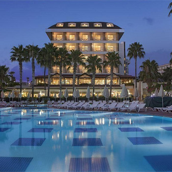TRENDY PALM BEACH (ADULTS ONLY 16+)