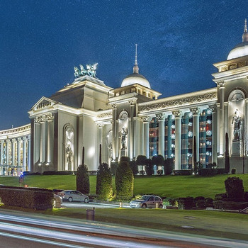THE LAND OF LEGENDS KINGDOM HOTEL