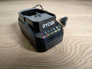 Ryobi akulaadija 18v (1 фото из 2)
