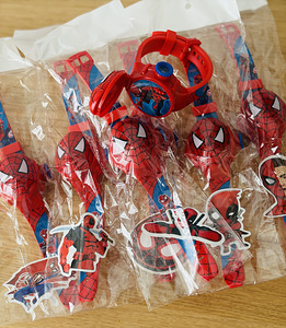 Часы Spiderman (2 фото из 3)