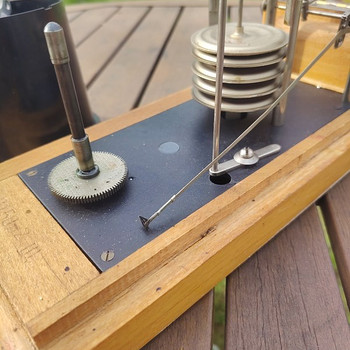 Antiikne barograaf, "Gidromet Instruments" tehasest, Riia. V