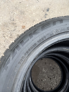 225/55/18 Falken lamellrehvid 8,5mm dot2025 (nagu uued) (4 foto / 6)