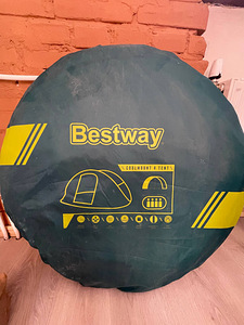 Matkatelk. Turistide telk (1 foto / 2)